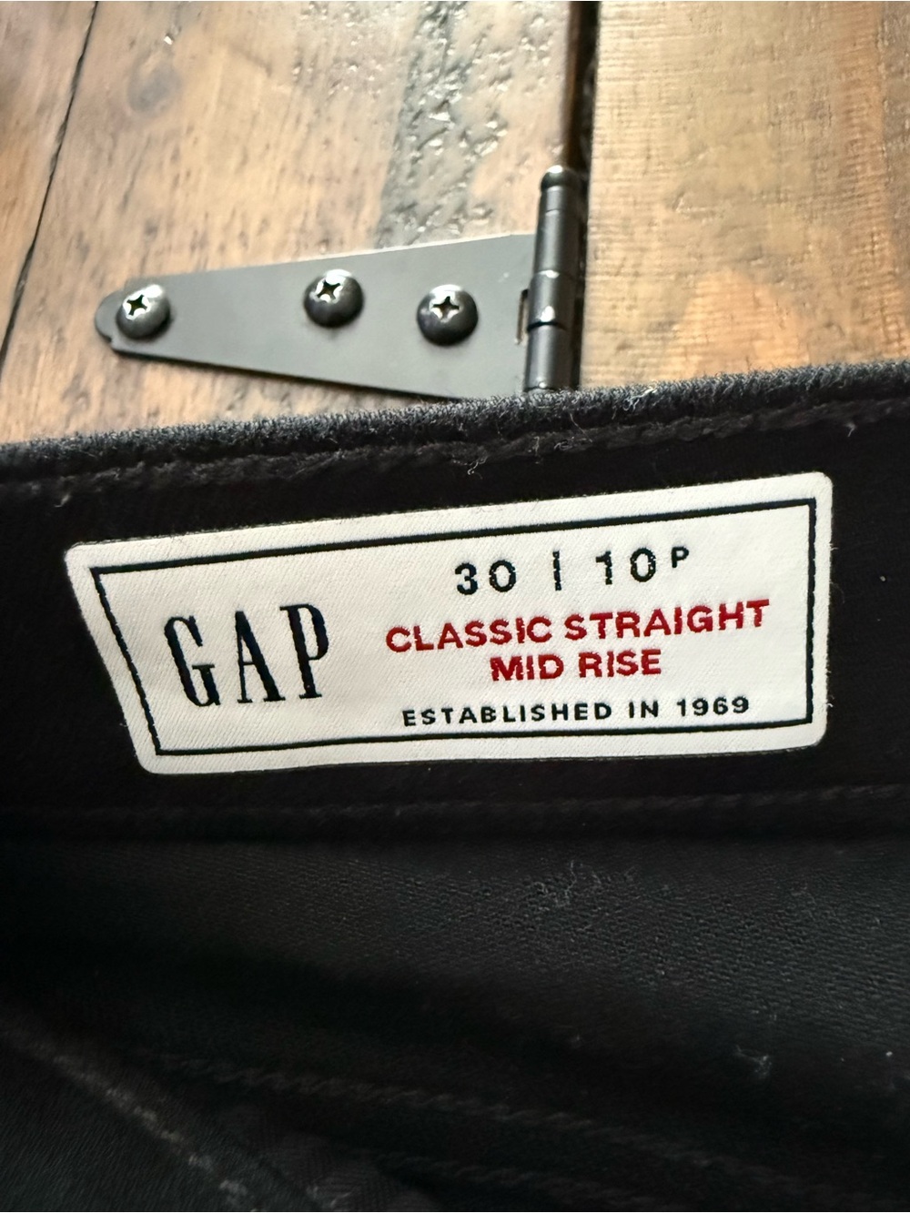 Sz 10 GAP Womens Jeans Classic Straight Mid Rise Black Denim - Picture 4 of 5